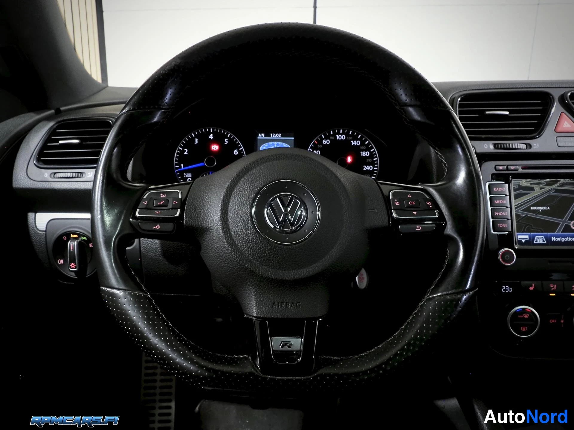 Volkswagen R 2.0 TSI 195kW 2013, ulkokuva 25 – Kerava