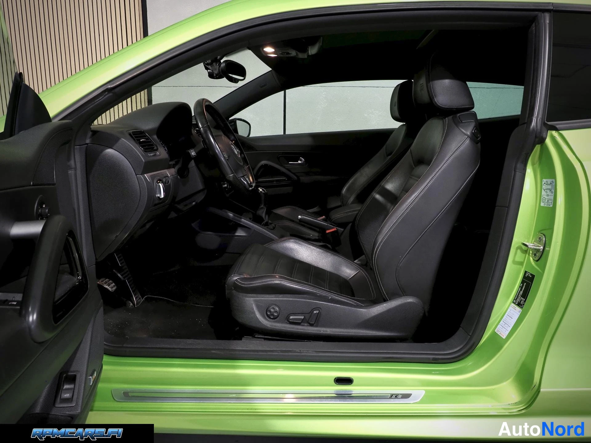 Volkswagen R 2.0 TSI 195kW 2013, ulkokuva 10 – Kerava