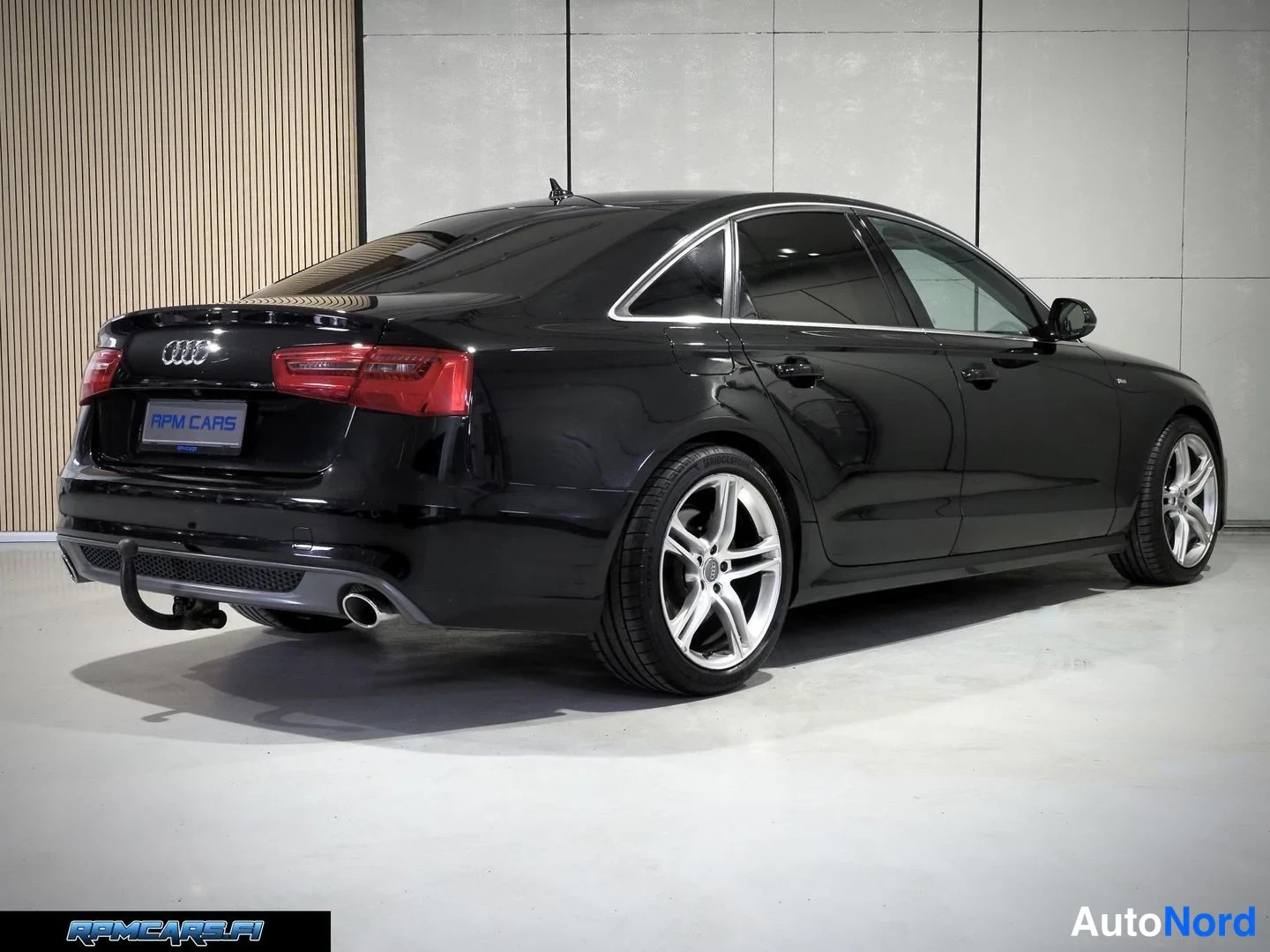 Musta Audi A6 2011, takaviisto, kuva 21