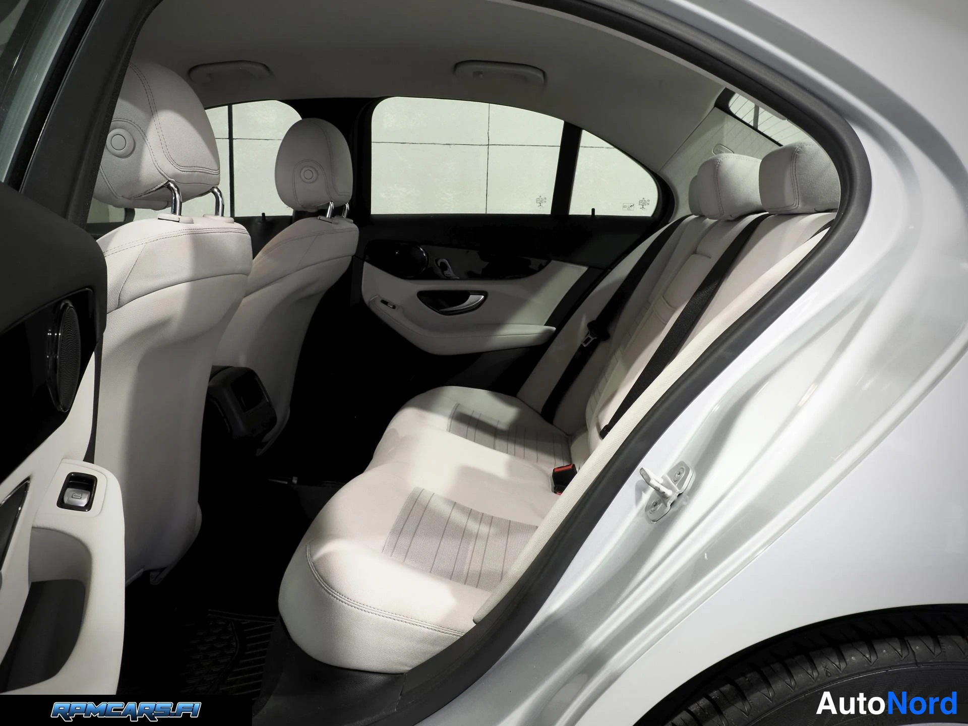 Mercedes-Benz 220 d BlueTec Avantgarde A 2015, ulkokuva 13 – Kerava