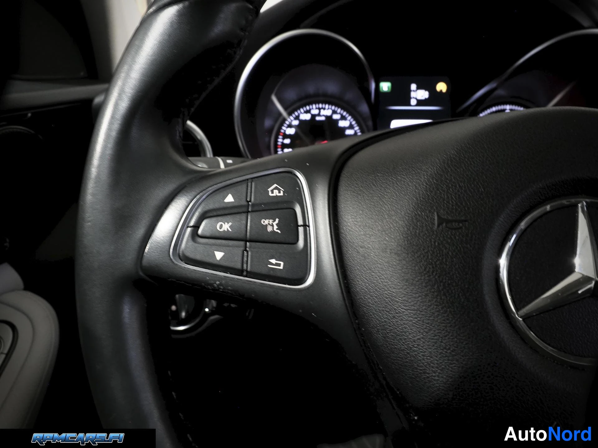 Mercedes-Benz 220 d BlueTec Avantgarde A 2015, ulkokuva 24 – Kerava