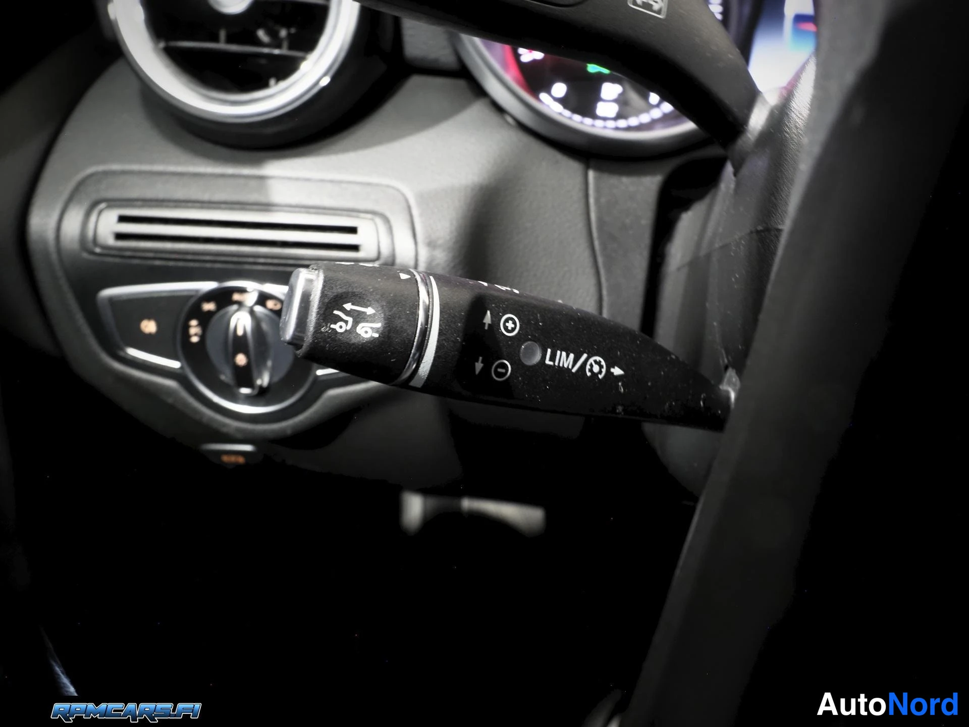 Mercedes-Benz 220 d BlueTec Avantgarde A 2015, ulkokuva 26 – Kerava