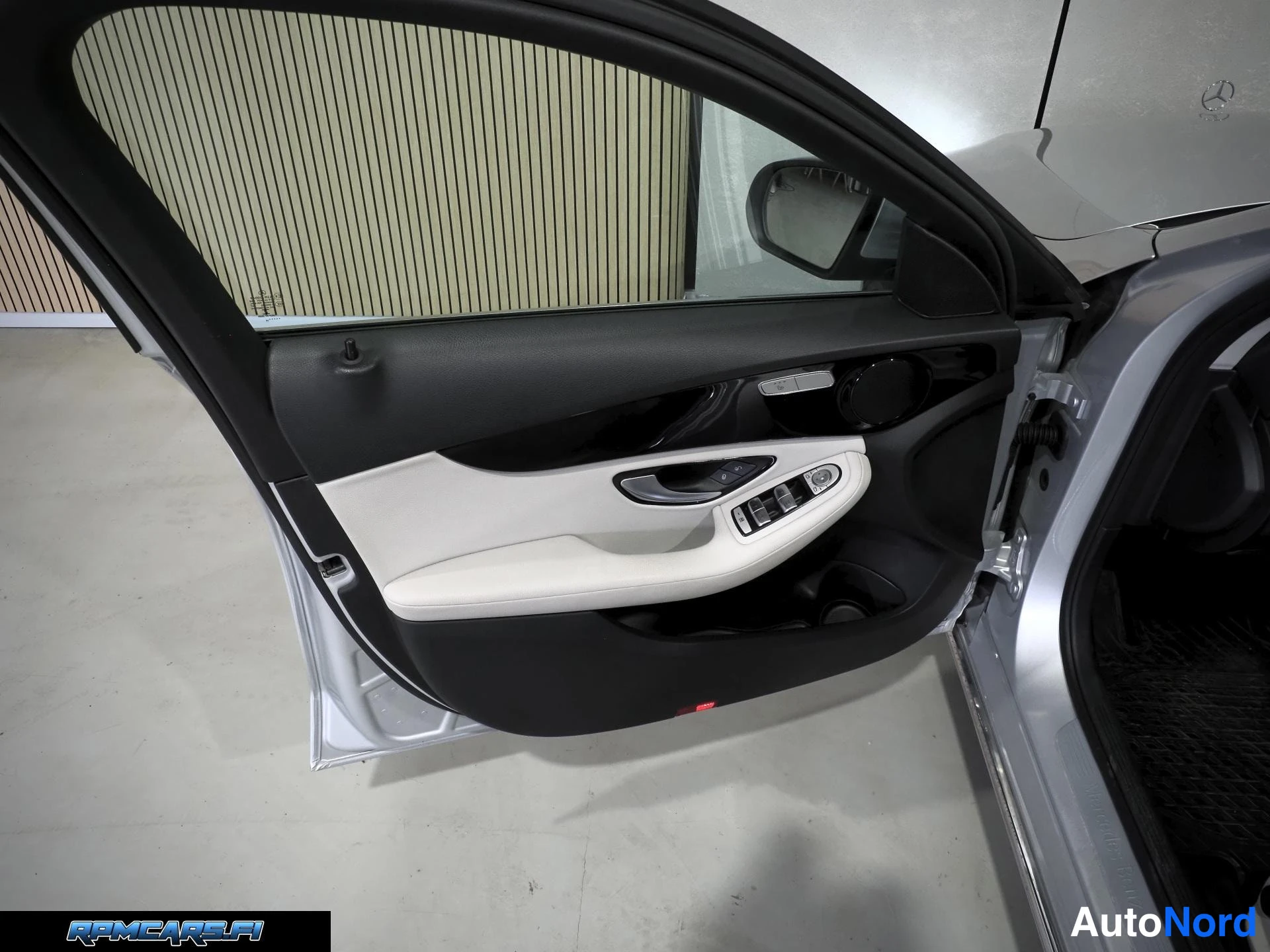 Mercedes-Benz 220 d BlueTec Avantgarde A 2015, ulkokuva 30 – Kerava