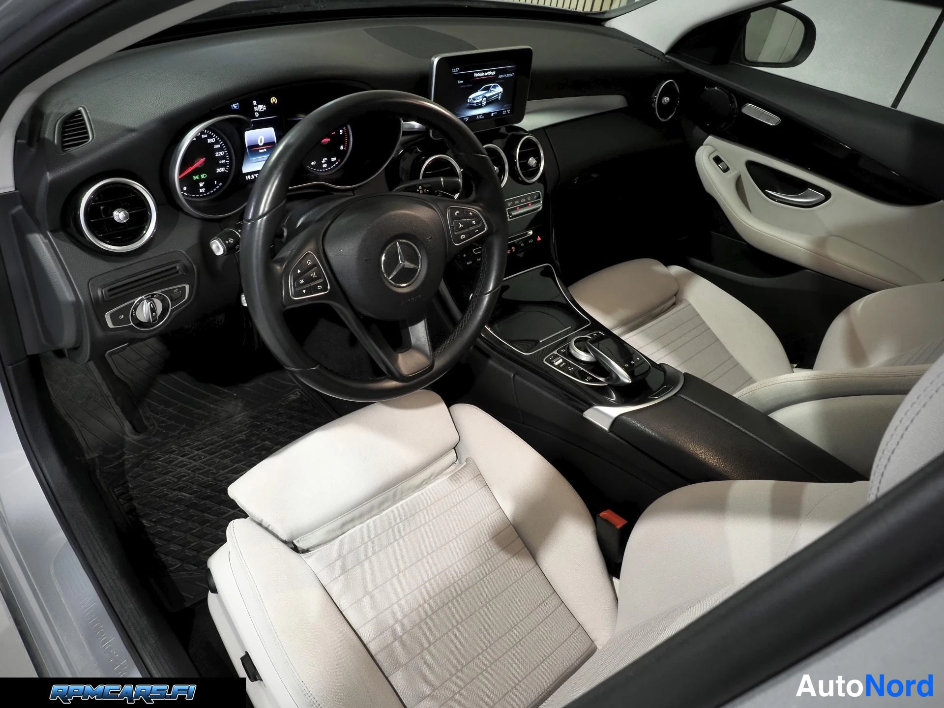 Mercedes-Benz 220 d BlueTec Avantgarde A 2015, ulkokuva 9 – Kerava