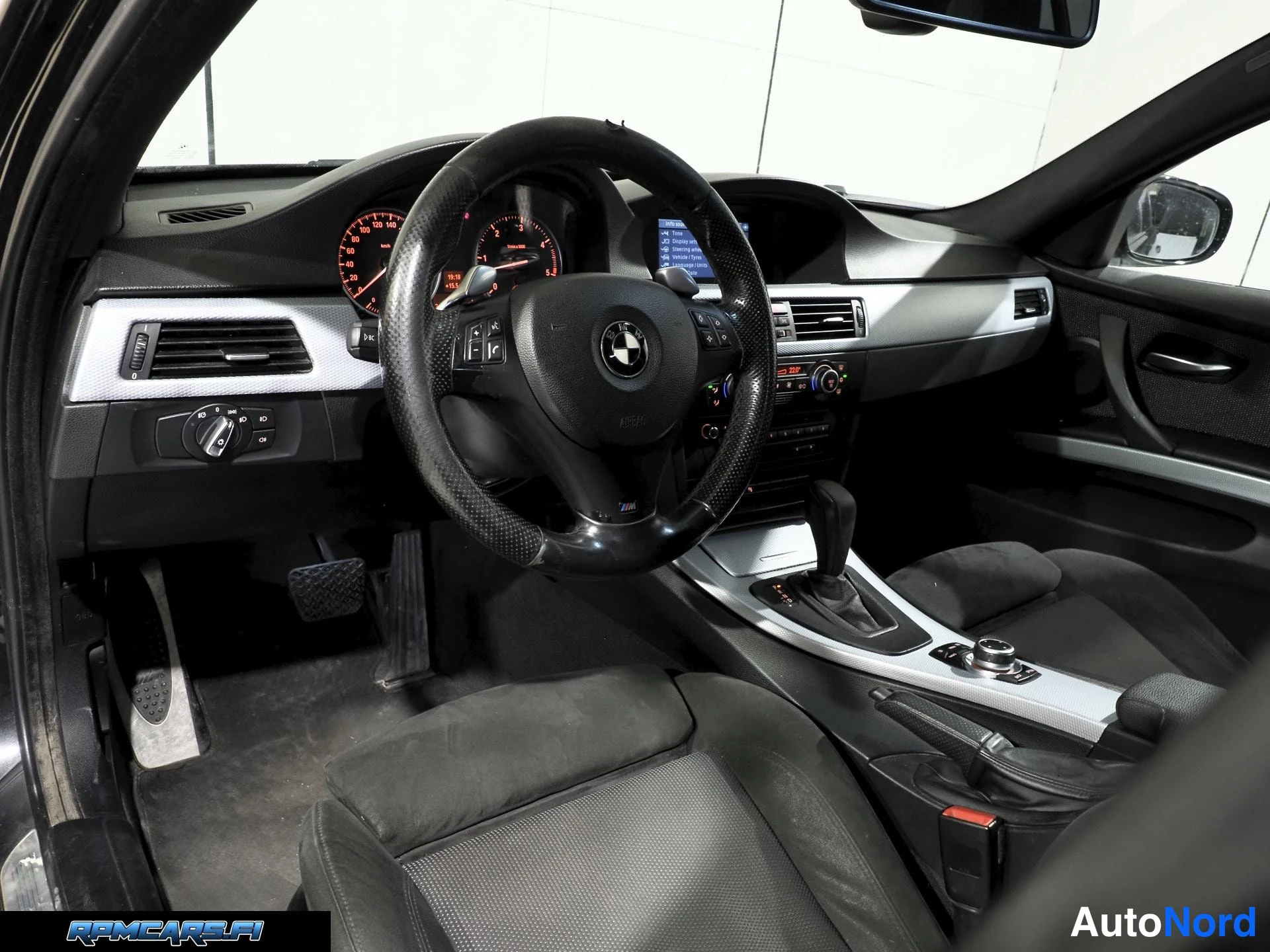 BMW dA Touring E91 LCI M-Sport 2009, ulkokuva 26 – Kerava