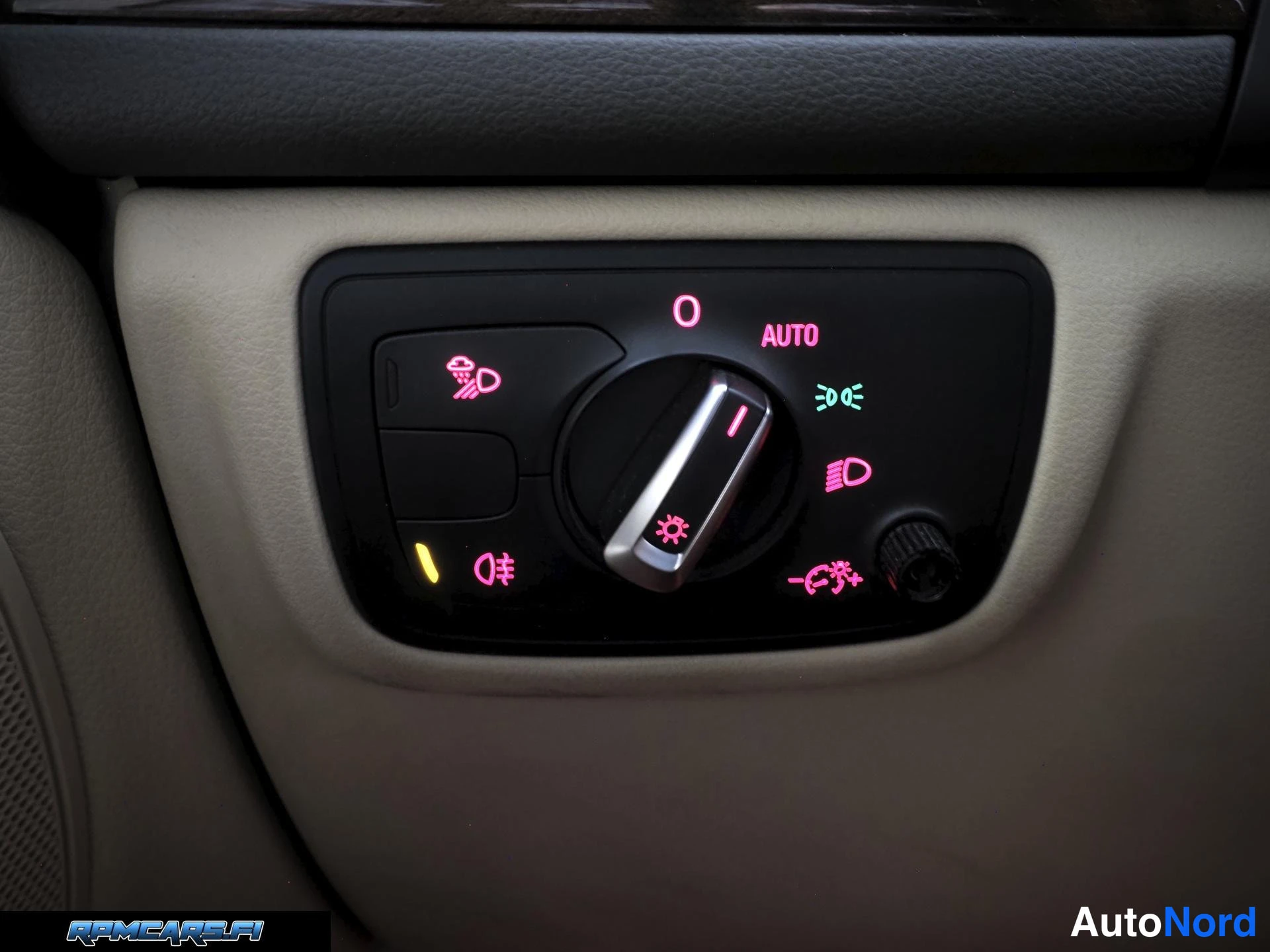 Ruskea Audi A6 2013, kuva 29