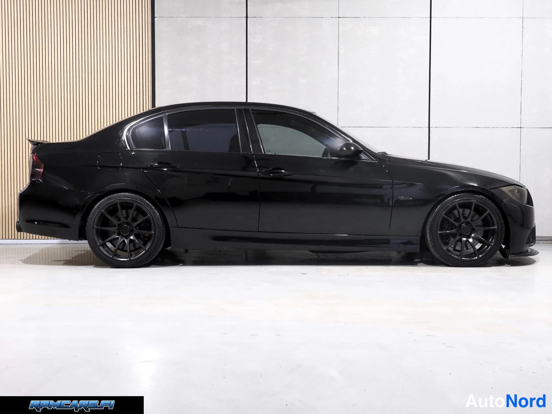 BMW dA Sedan E90 2007, ulkokuva 6 – Kerava