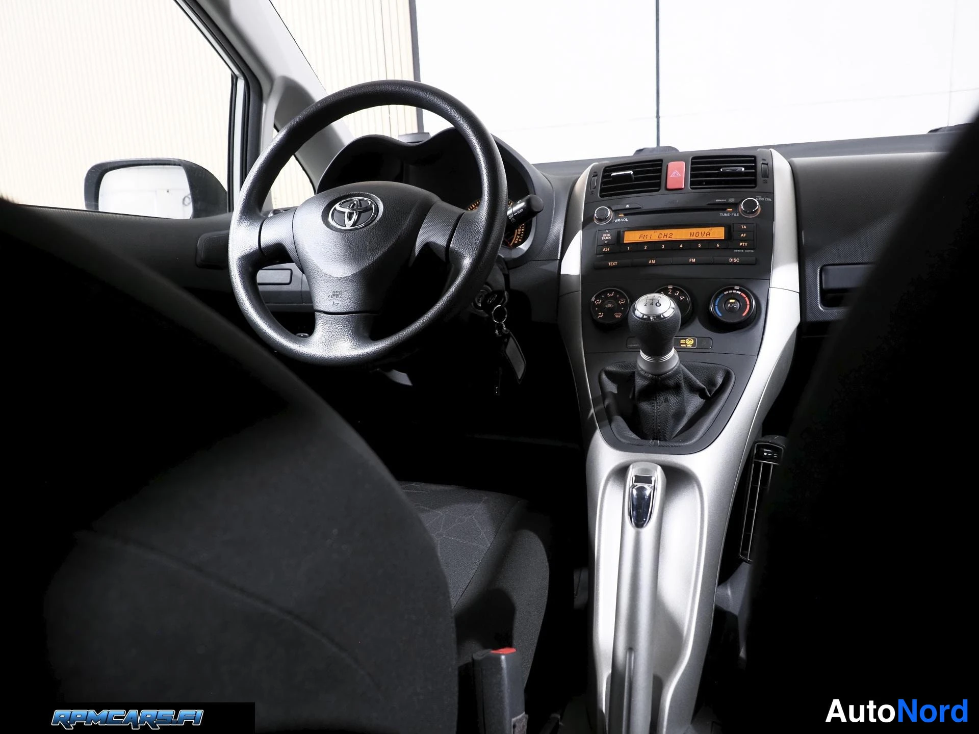 Toyota 1,4 VVT-i Linea Terra 5ov 2008, ulkokuva 21 – Kerava