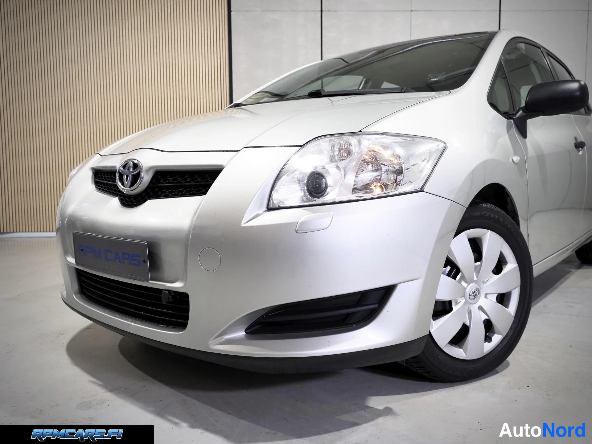 Hopea Toyota Auris 2008, etuviisto, keula vasemmalle, kuva 4