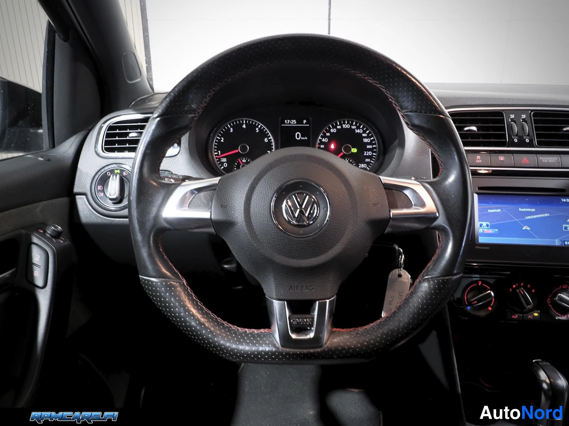 Volkswagen GTI 1.4 TSI 132kW DSG 2011, ulkokuva 22 – Kerava