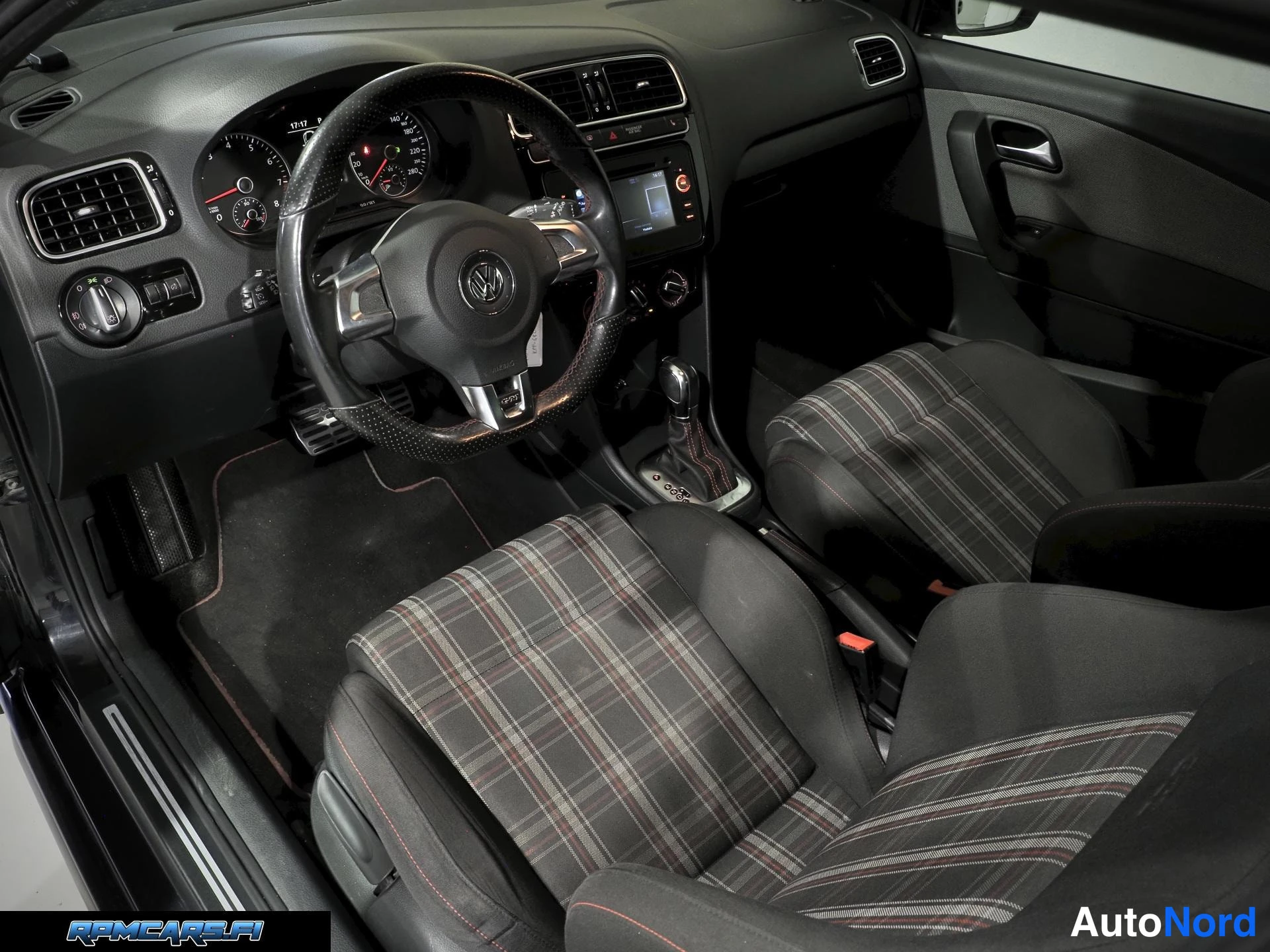 Volkswagen GTI 1.4 TSI 132kW DSG 2011, ulkokuva 9 – Kerava