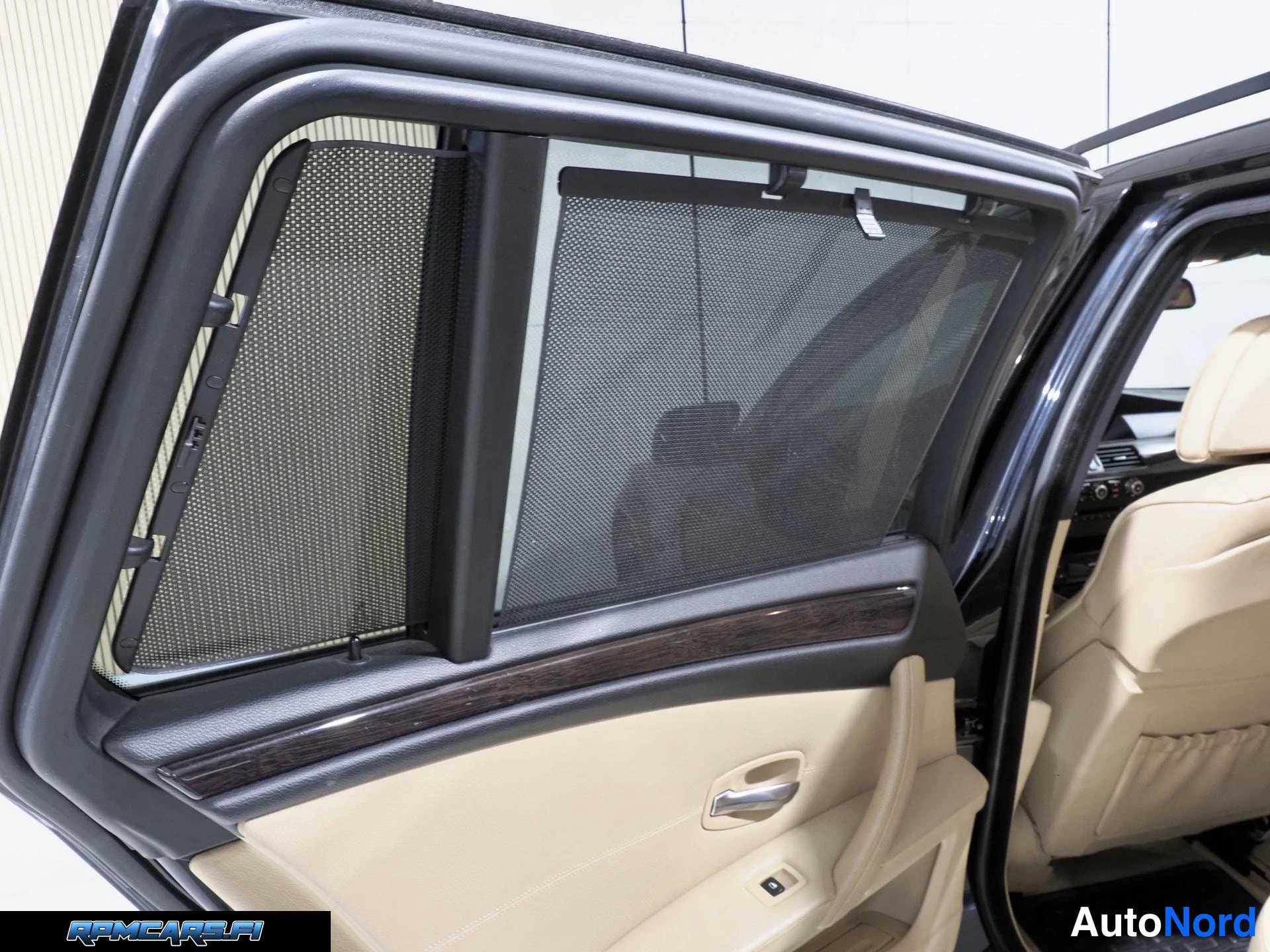 Musta BMW 520 2008, kuva 34