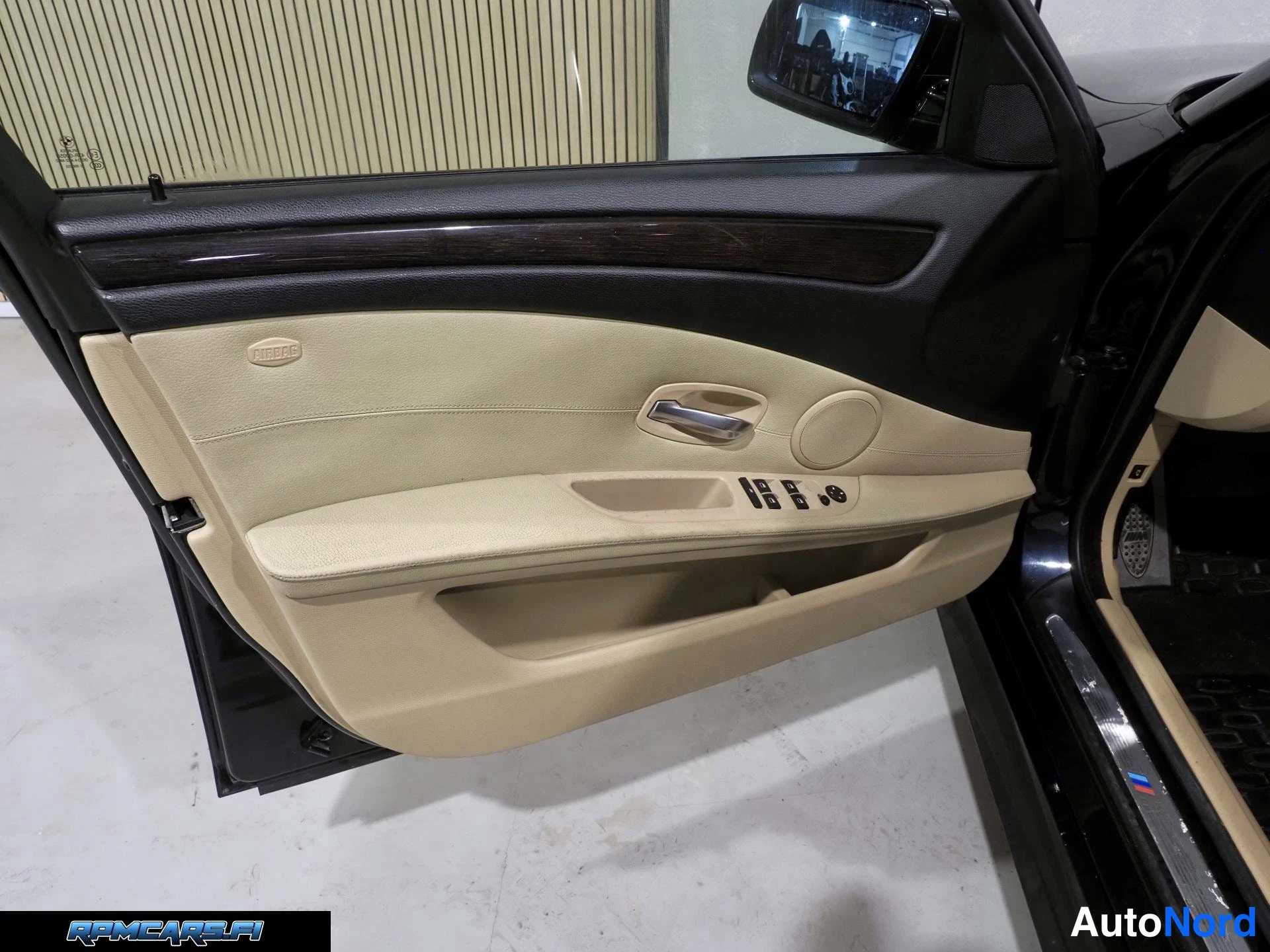 Musta BMW 520 2008, kuva 35