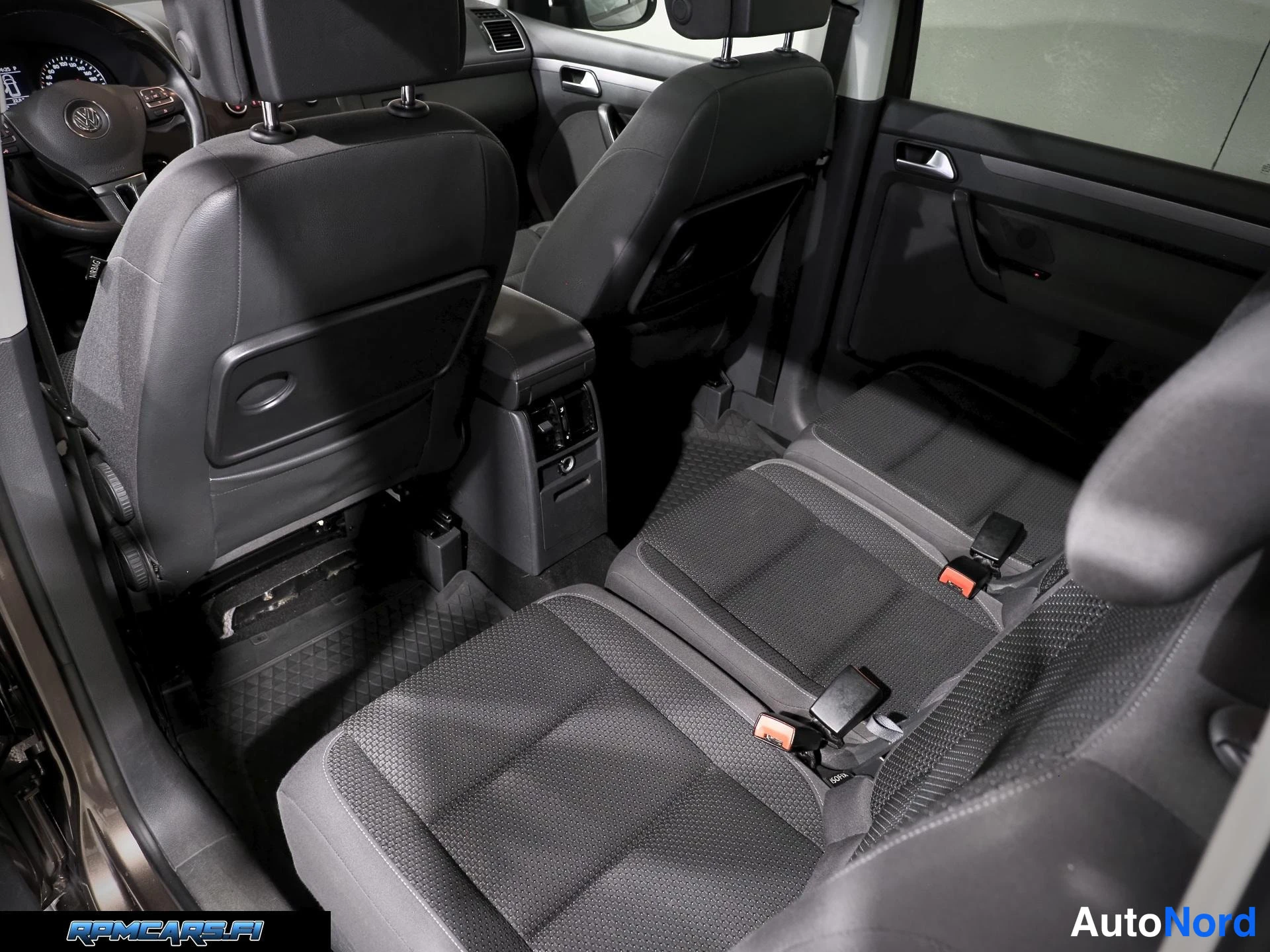 Volkswagen 1,6 TDI 77 kW BMT Comfortline DSG 2015, ulkokuva 12 – Kerava