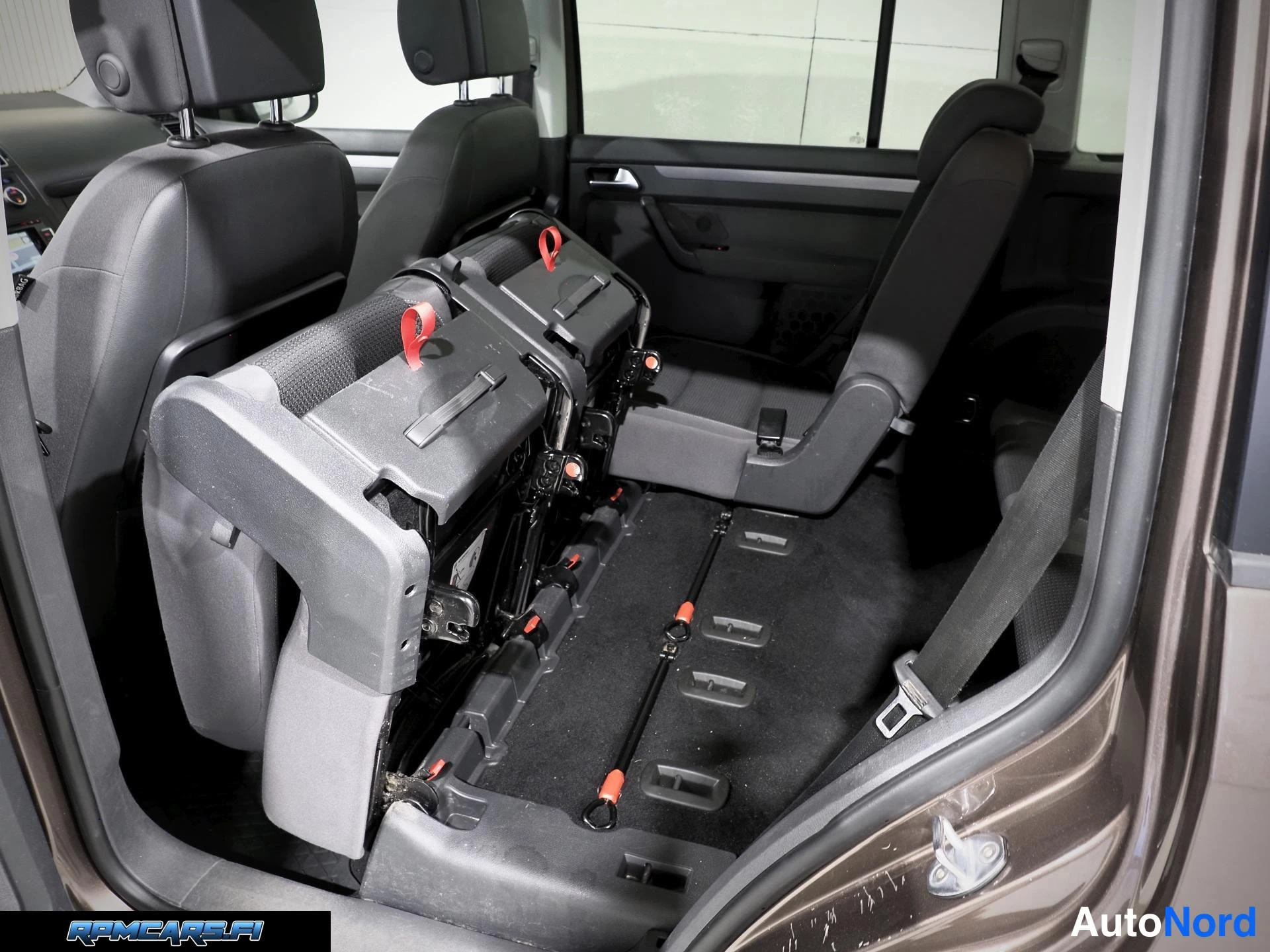 Volkswagen 1,6 TDI 77 kW BMT Comfortline DSG 2015, ulkokuva 19 – Kerava