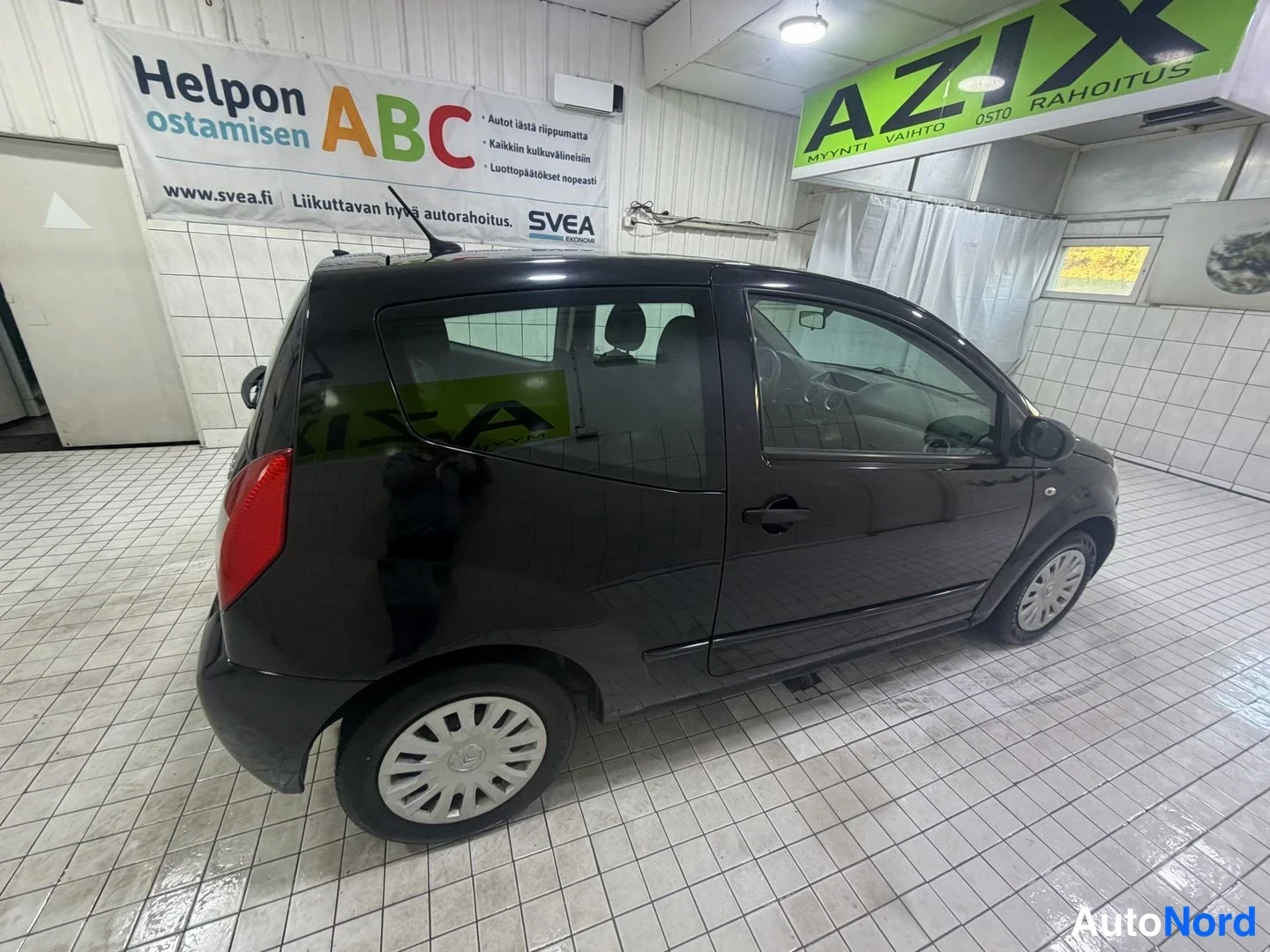 Musta Citroen C2 2008, takaviisto, kuva 12