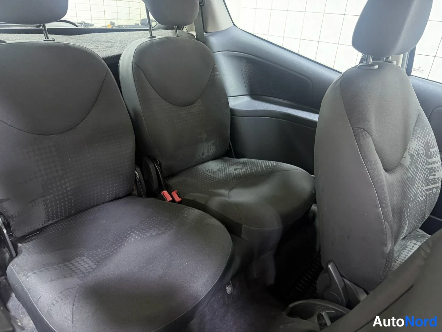 Musta Citroen C2 2008, kuva 23