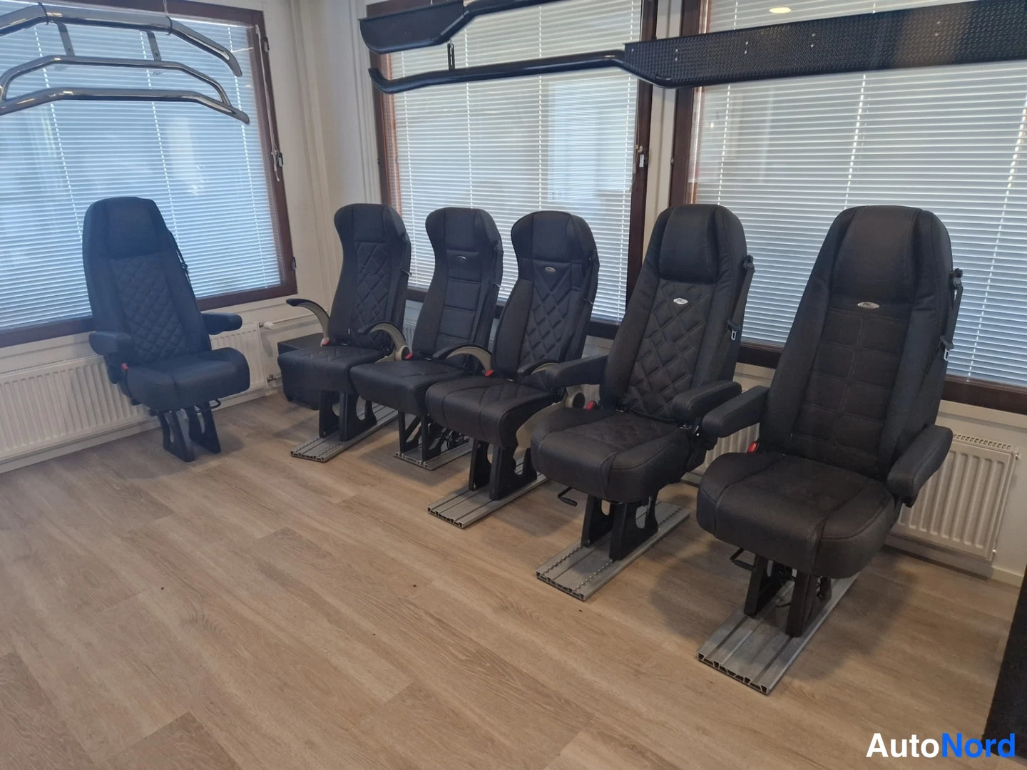 Musta Volkswagen Crafter 2026, kuva 30