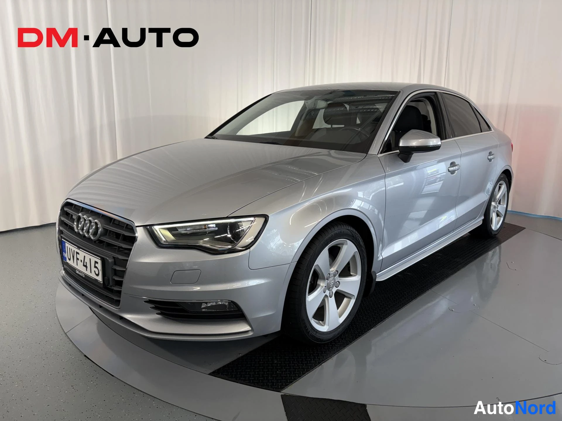 Audi A3 Business Sport 1,4 TFSI 110kW 2015