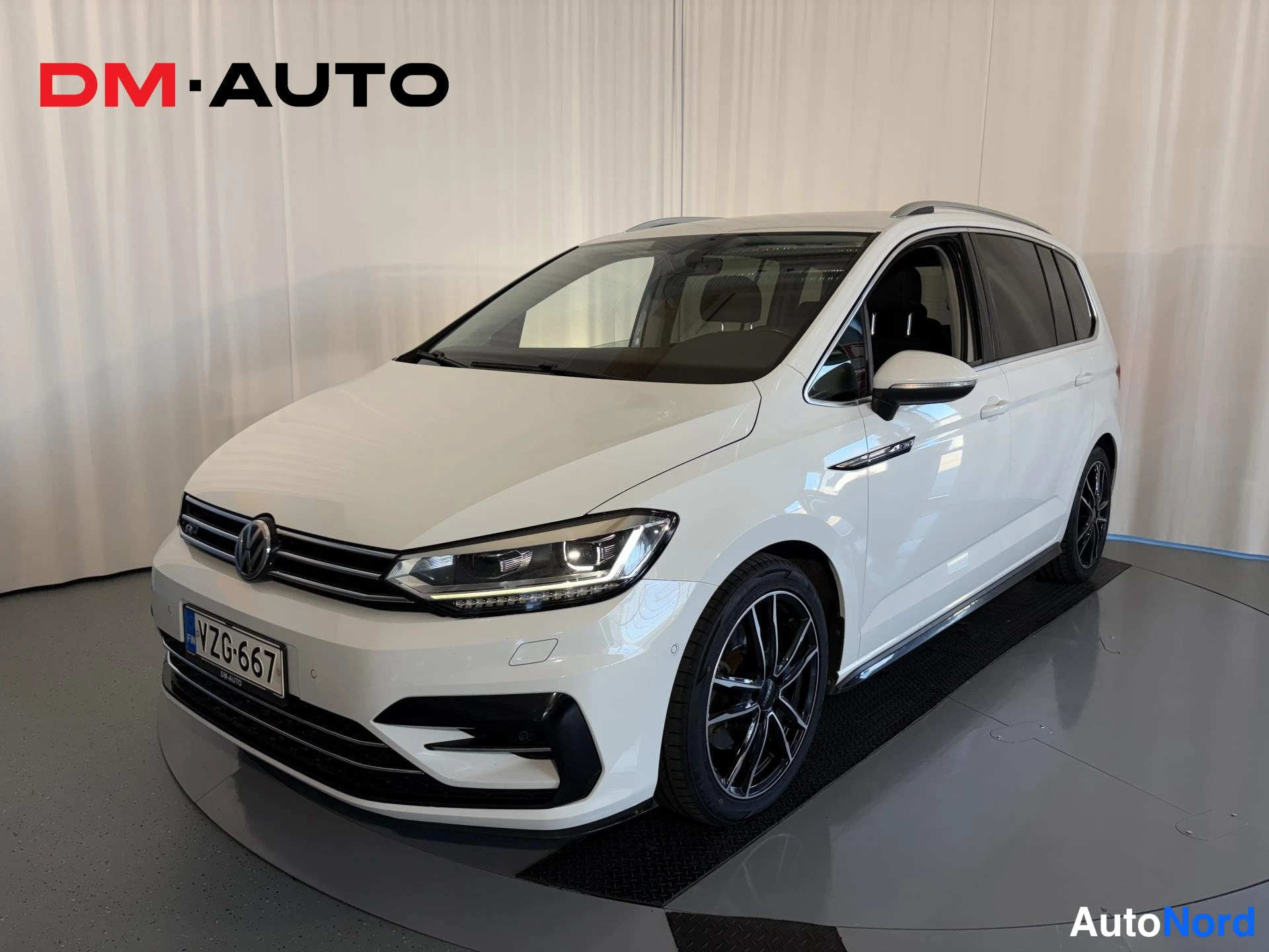 Volkswagen Touran 1,6TDi Highline 2017
