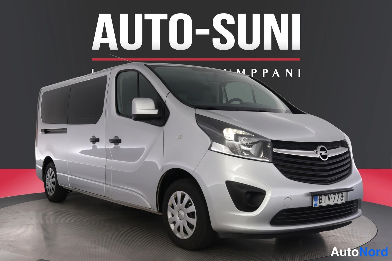 Hopea Opel Vivaro 2016, etuviisto, keula oikealle, kuva 3