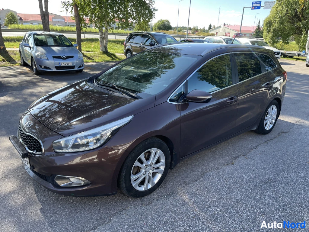 Kia Ceed 1,6 CRDi ISG EX SW EcoDynamics 2013