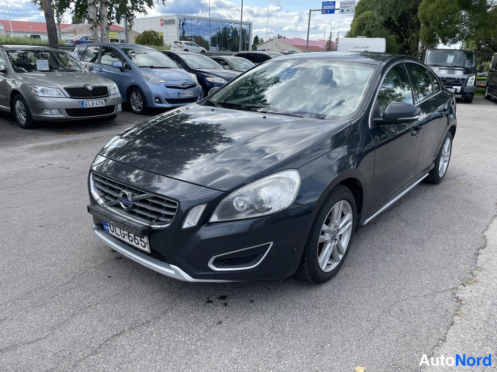 Volvo S60, 2011
