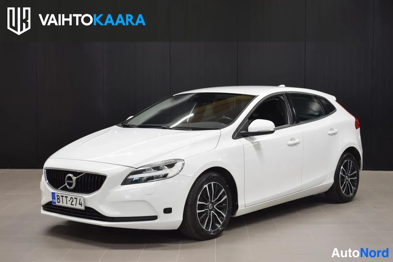 Volvo V40 T2 Momentum 2017