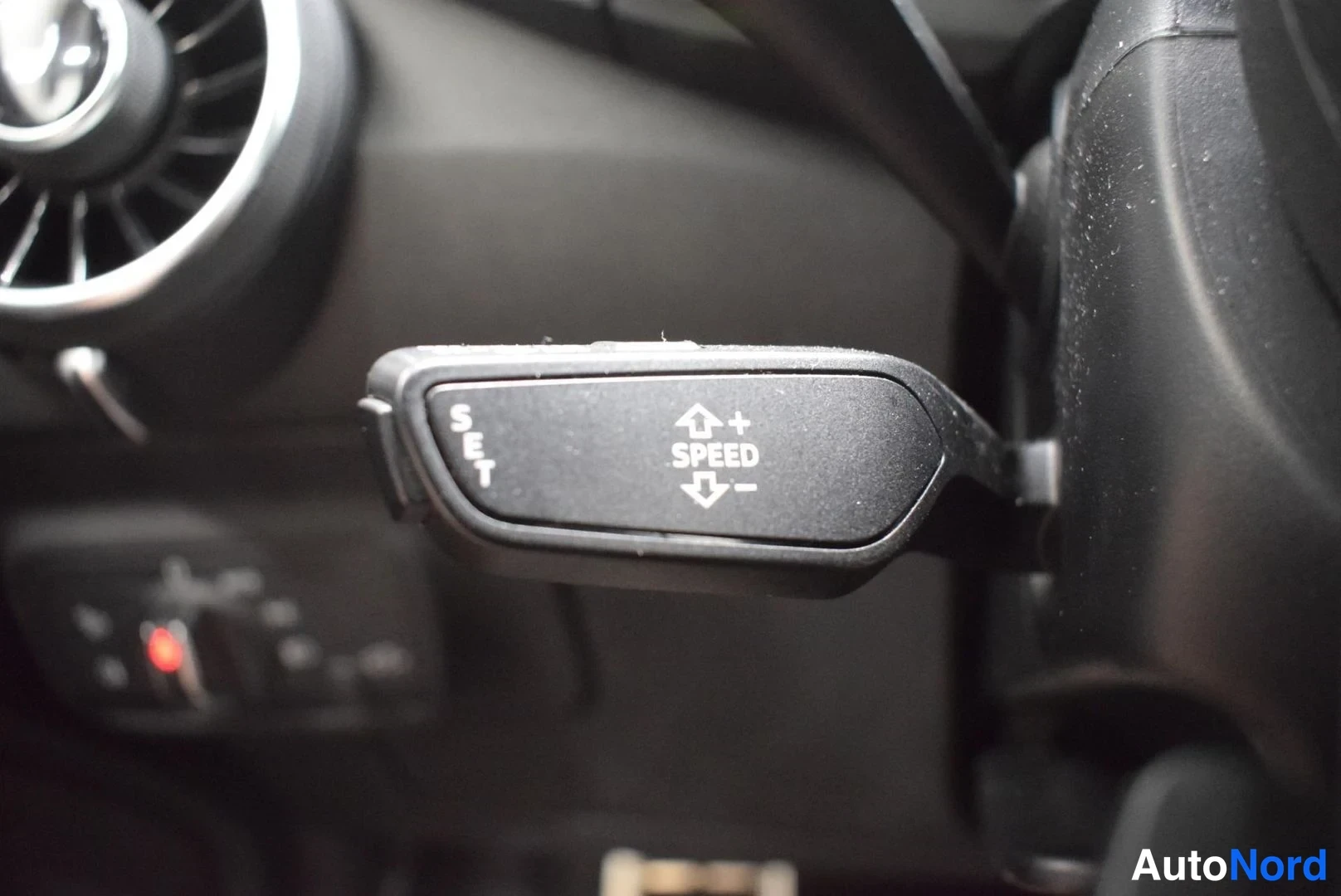 Musta Audi TTS 2016, yksityiskohta, kuva 26
