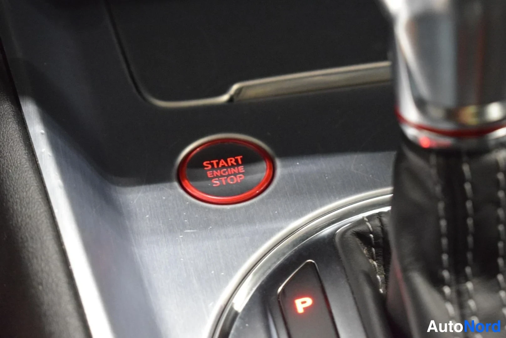 Musta Audi TTS 2016, yksityiskohta, kuva 30