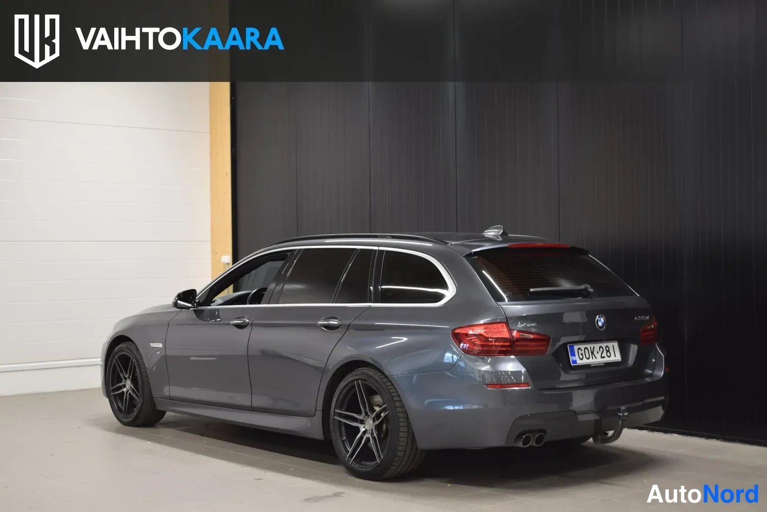 Harmaa BMW 530d xDrive 2016, takaviisto, kuva 9