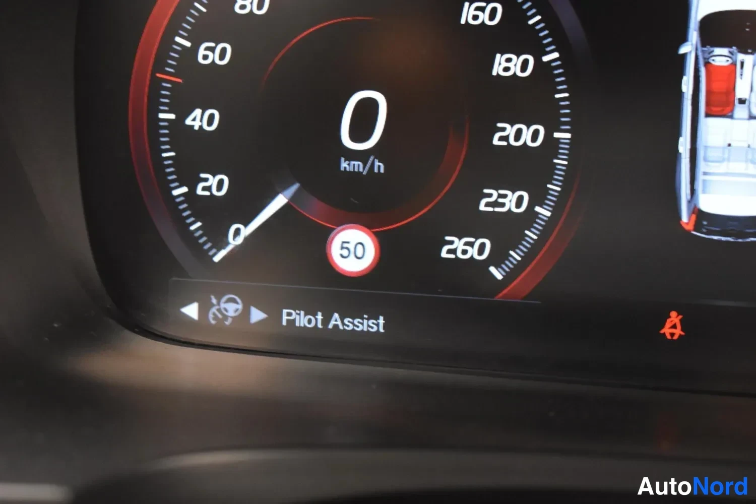 Musta Volvo V90 Cross Country 2018, yksityiskohta, kuva 21