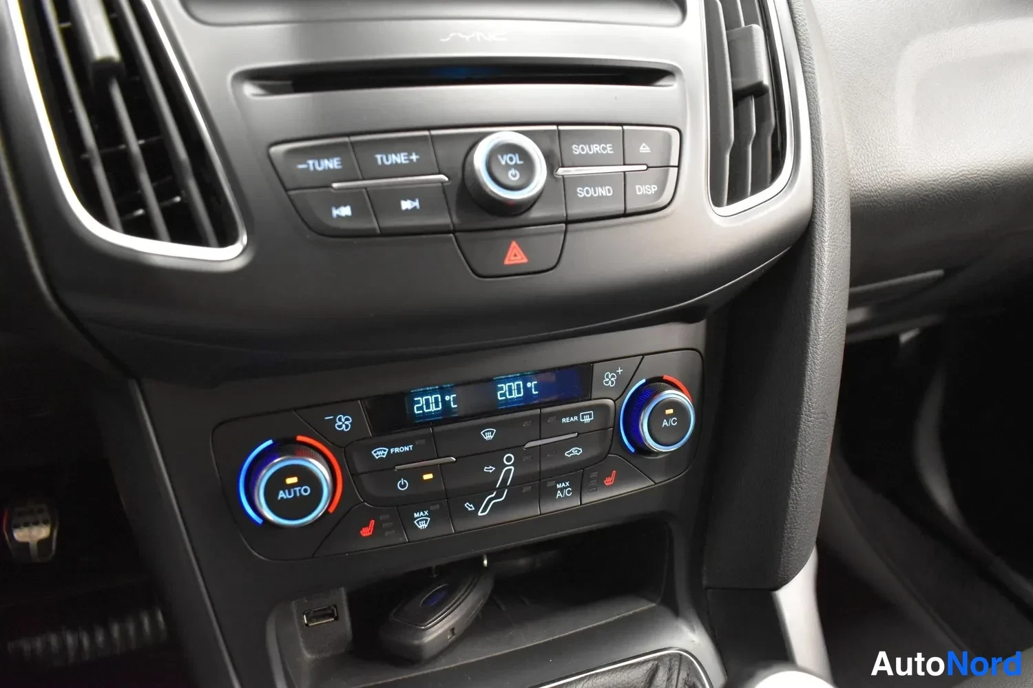 Sininen Ford Focus 2016, kuva 28