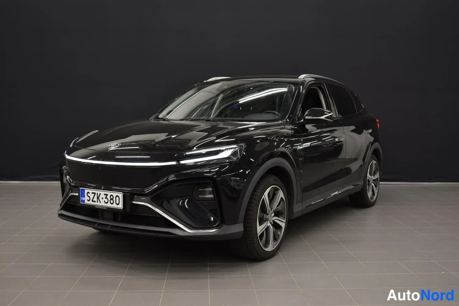MG Marvel R Luxury 2022