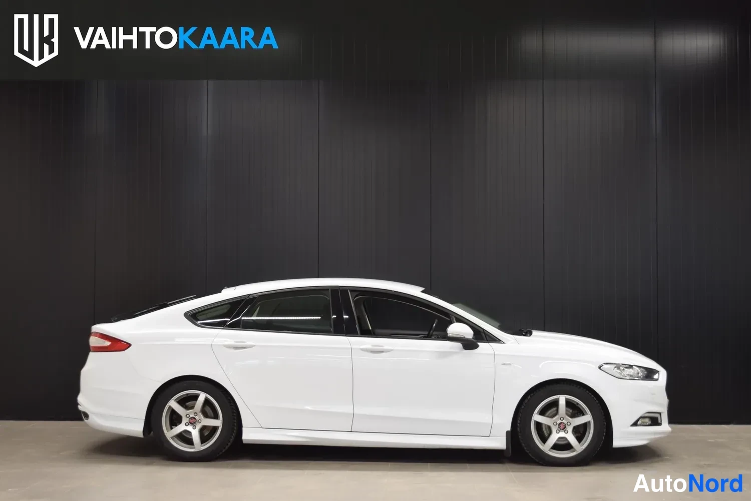 Valkoinen Ford Mondeo 2017, ulkokuva 8 – Raisio
