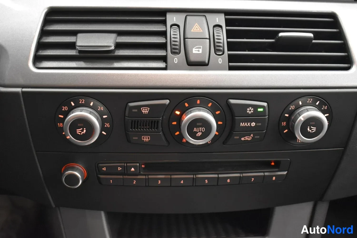 Harmaa BMW 523i 2009, ulkokuva 18 – Raisio