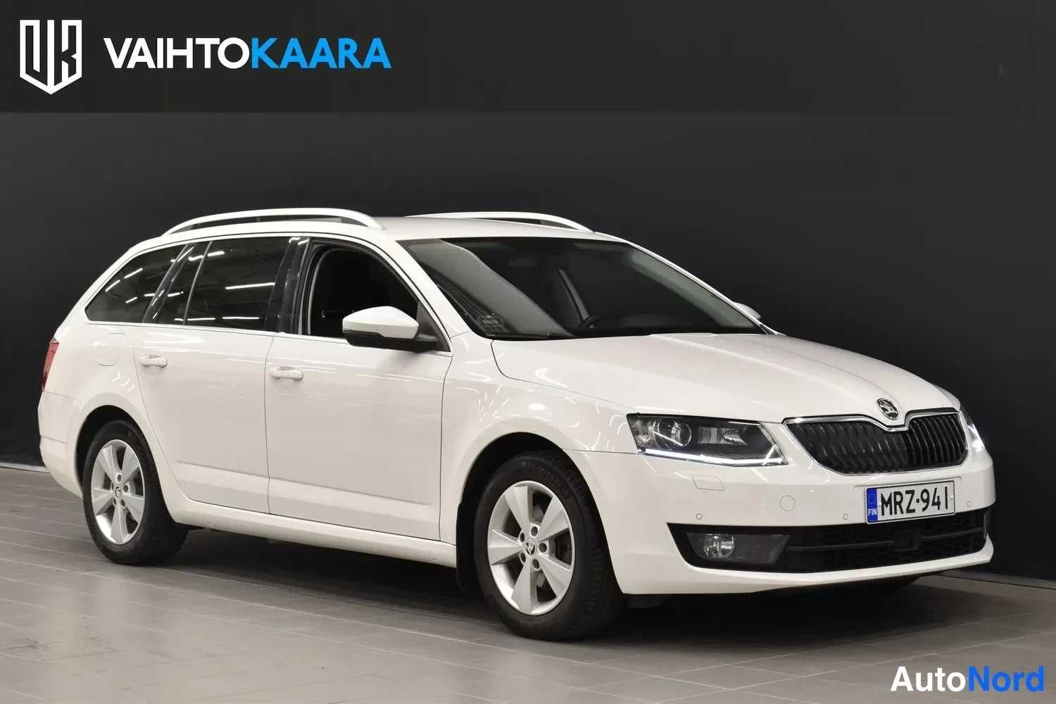 Valkoinen Skoda Octavia 2016, ulkokuva 6 – Raisio