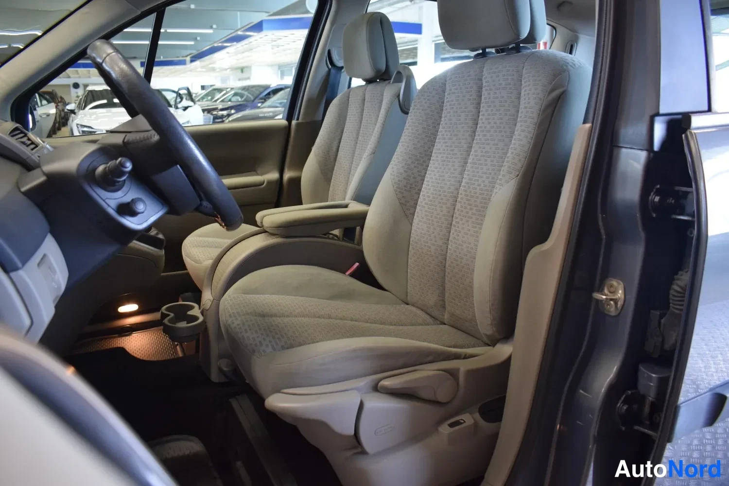 Harmaa Renault Scenic 2007, ulkokuva 9 – Raisio