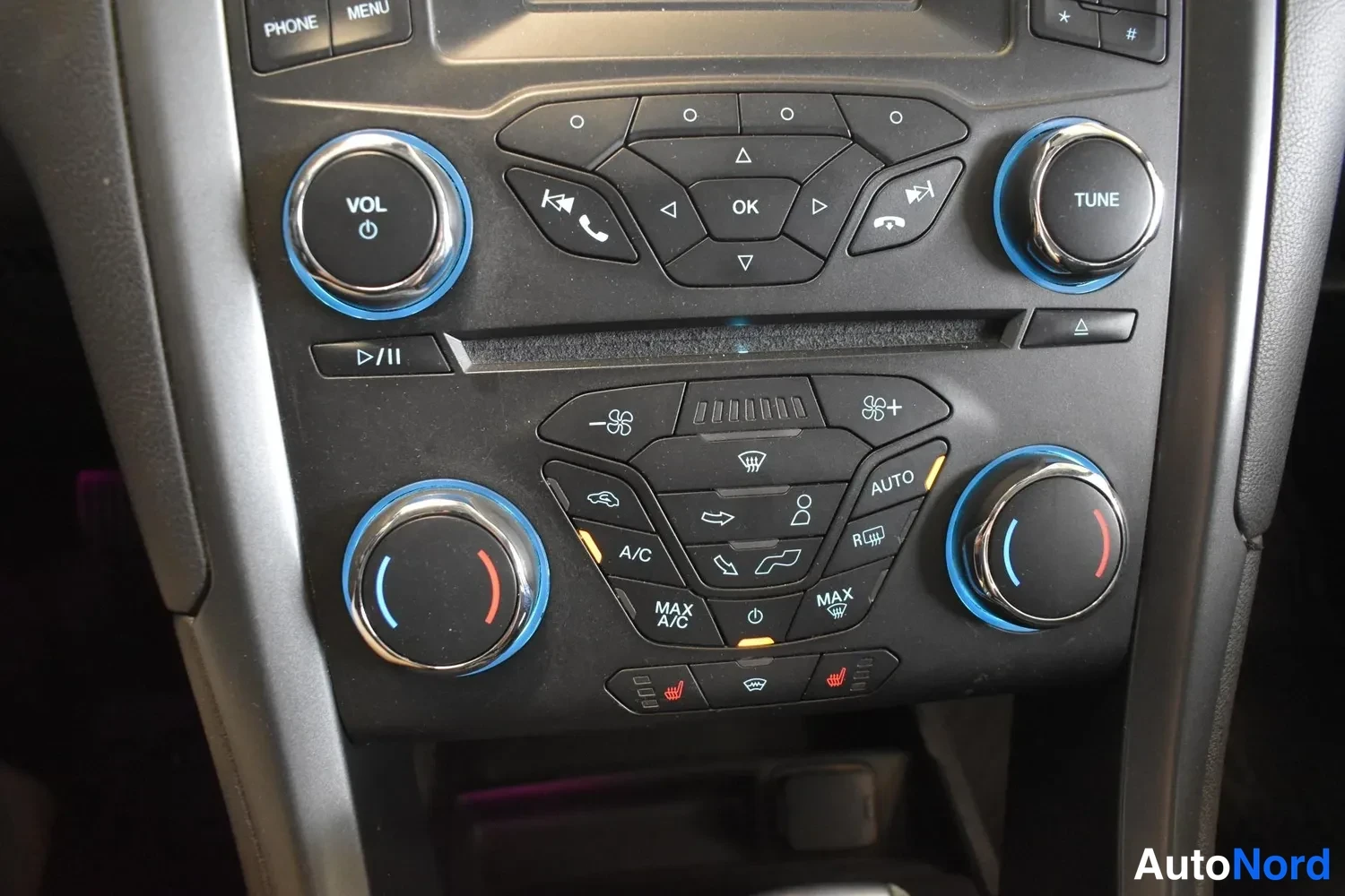 Sininen Ford Mondeo 2016, ulkokuva 16 – Raisio