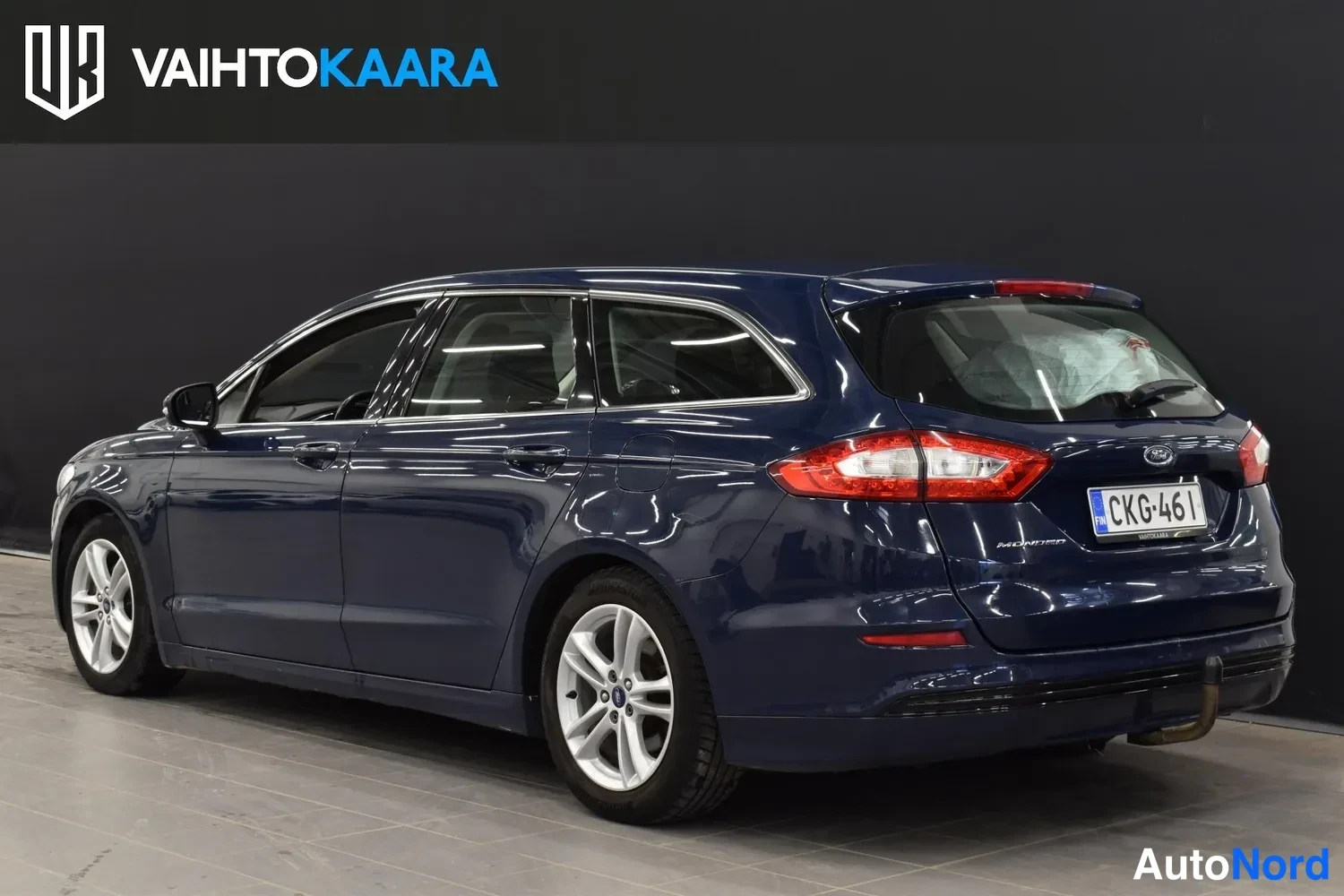 Sininen Ford Mondeo 2016, ulkokuva 4 – Raisio