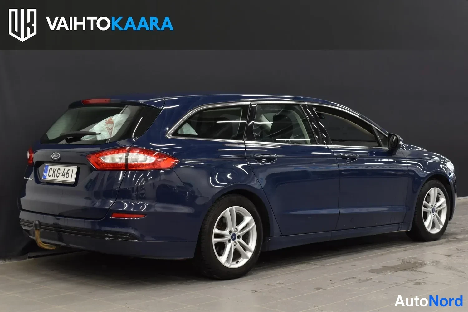 Sininen Ford Mondeo 2016, ulkokuva 5 – Raisio
