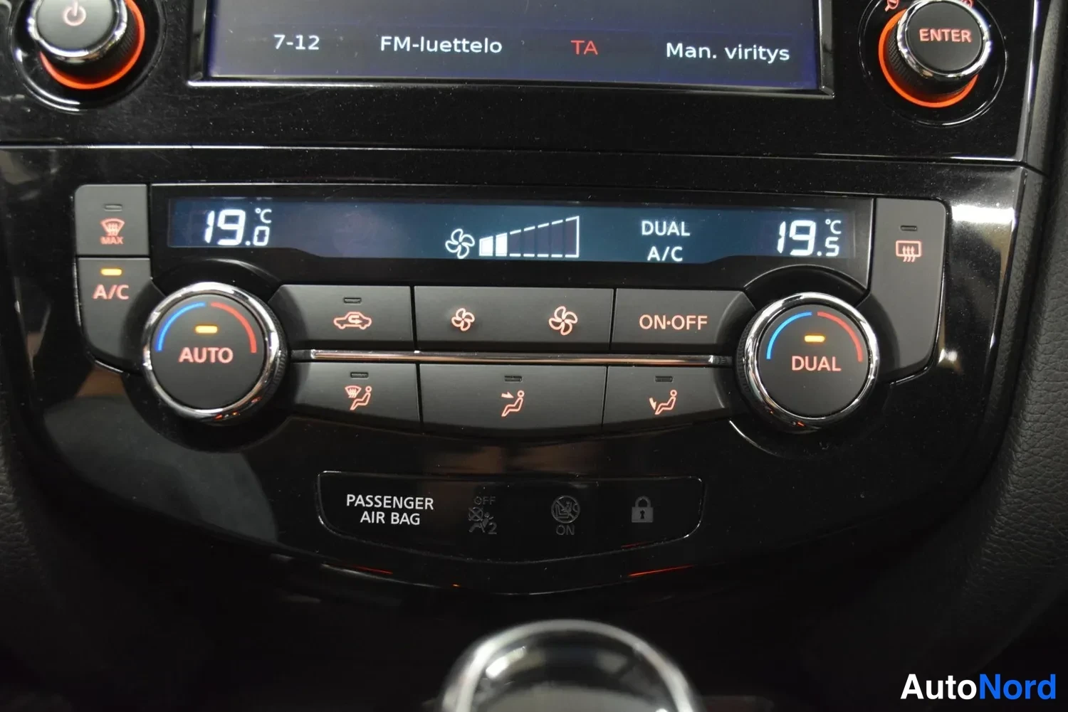 Musta Nissan Qashqai 2018, ulkokuva 22 – Raisio