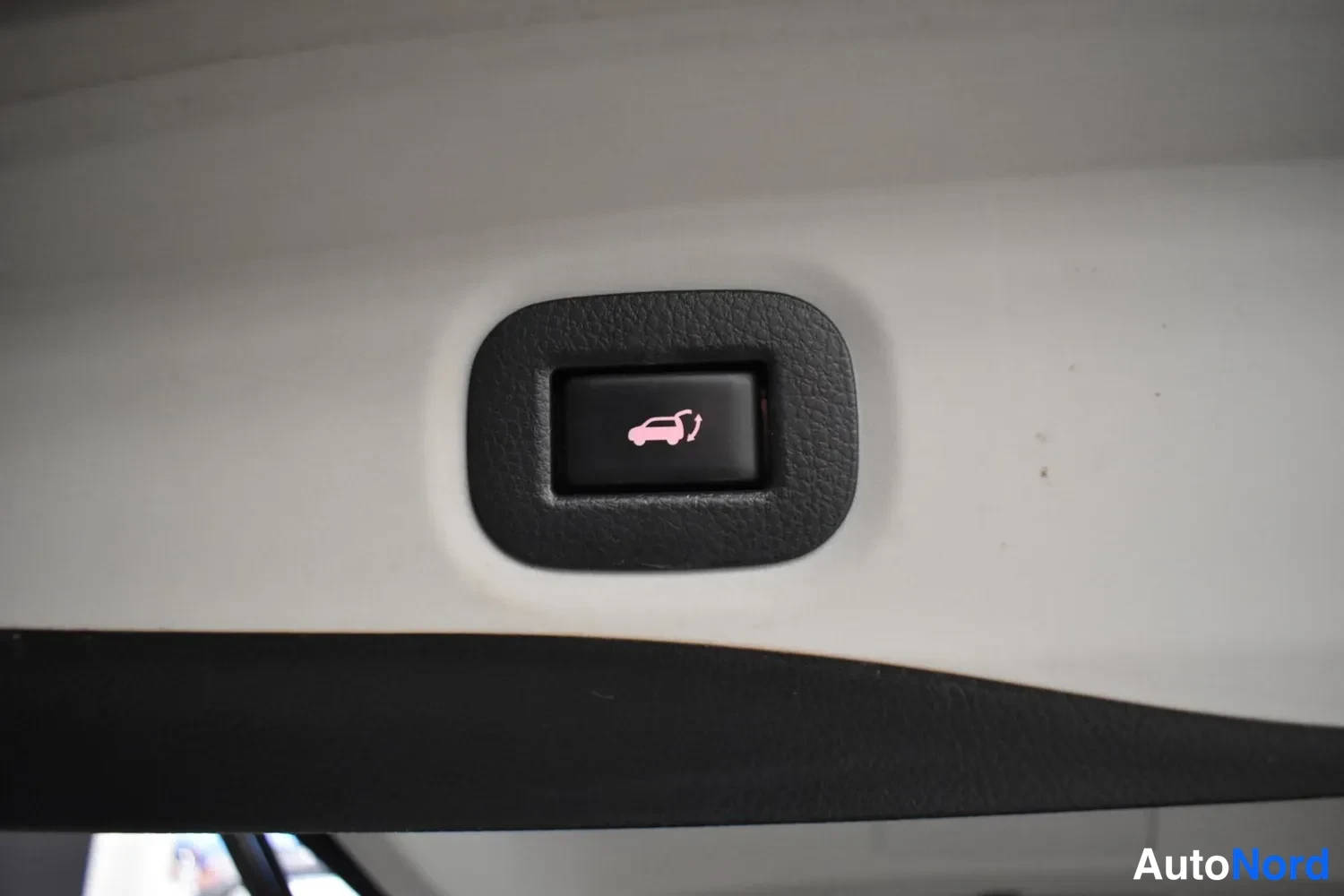 Musta Nissan X-Trail 2018, ulkokuva 12 – Raisio