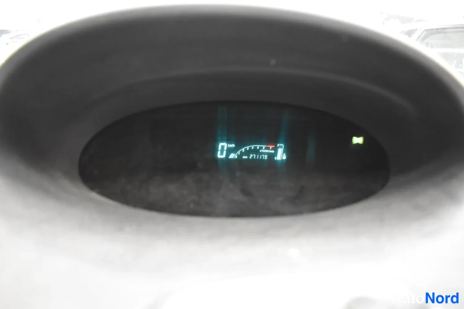 Punainen Toyota Yaris Verso 2004, ulkokuva 10 – Raisio