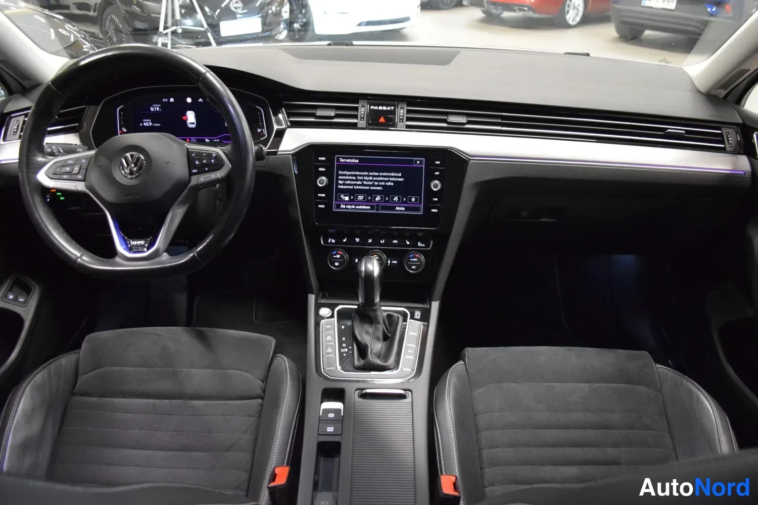 Valkoinen Volkswagen Passat Variant 2020, ulkokuva 15 – Raisio