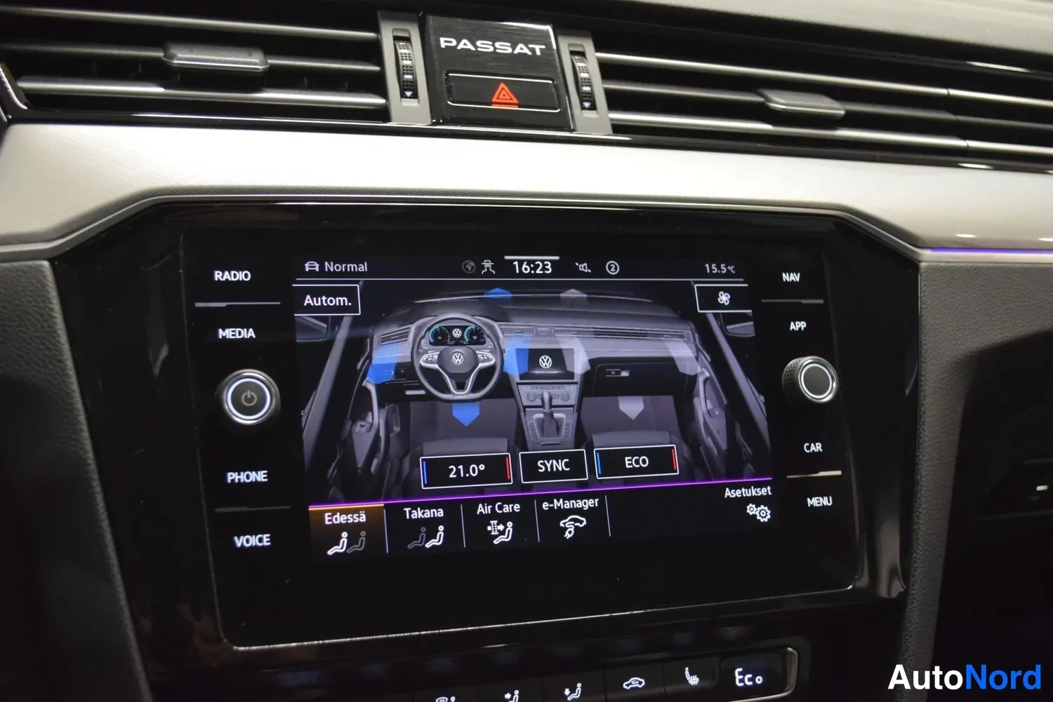 Valkoinen Volkswagen Passat Variant 2020, ulkokuva 24 – Raisio