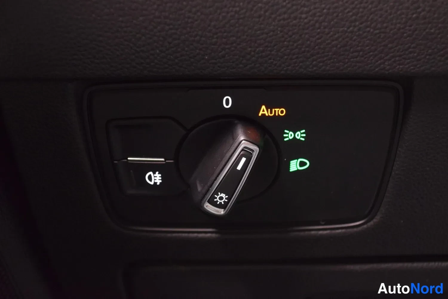 Valkoinen Volkswagen Passat Variant 2020, ulkokuva 28 – Raisio