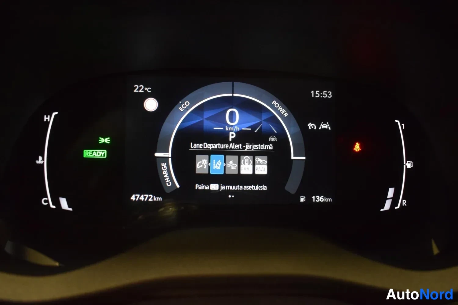 Valkoinen Toyota Yaris 2024, yksityiskohta, kuva 25