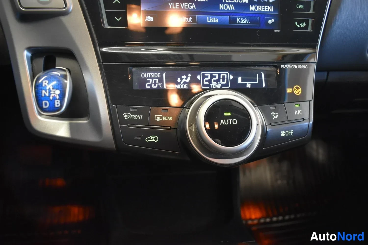 Valkoinen Toyota Prius+ 2016, ulkokuva 19 – Raisio