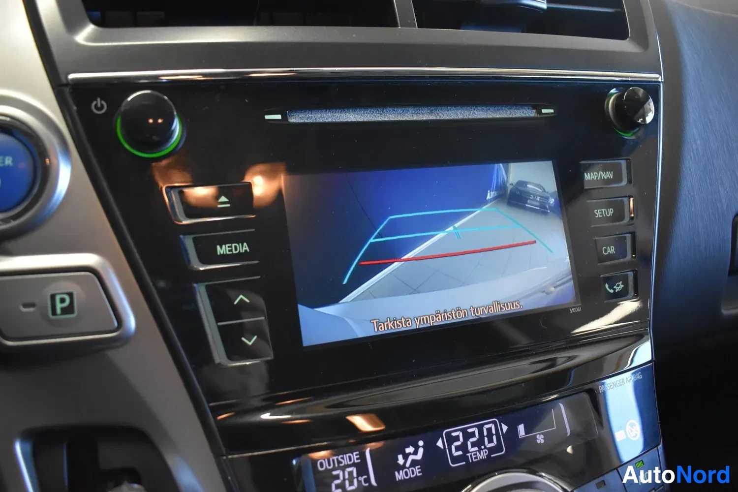 Valkoinen Toyota Prius+ 2016, ulkokuva 21 – Raisio